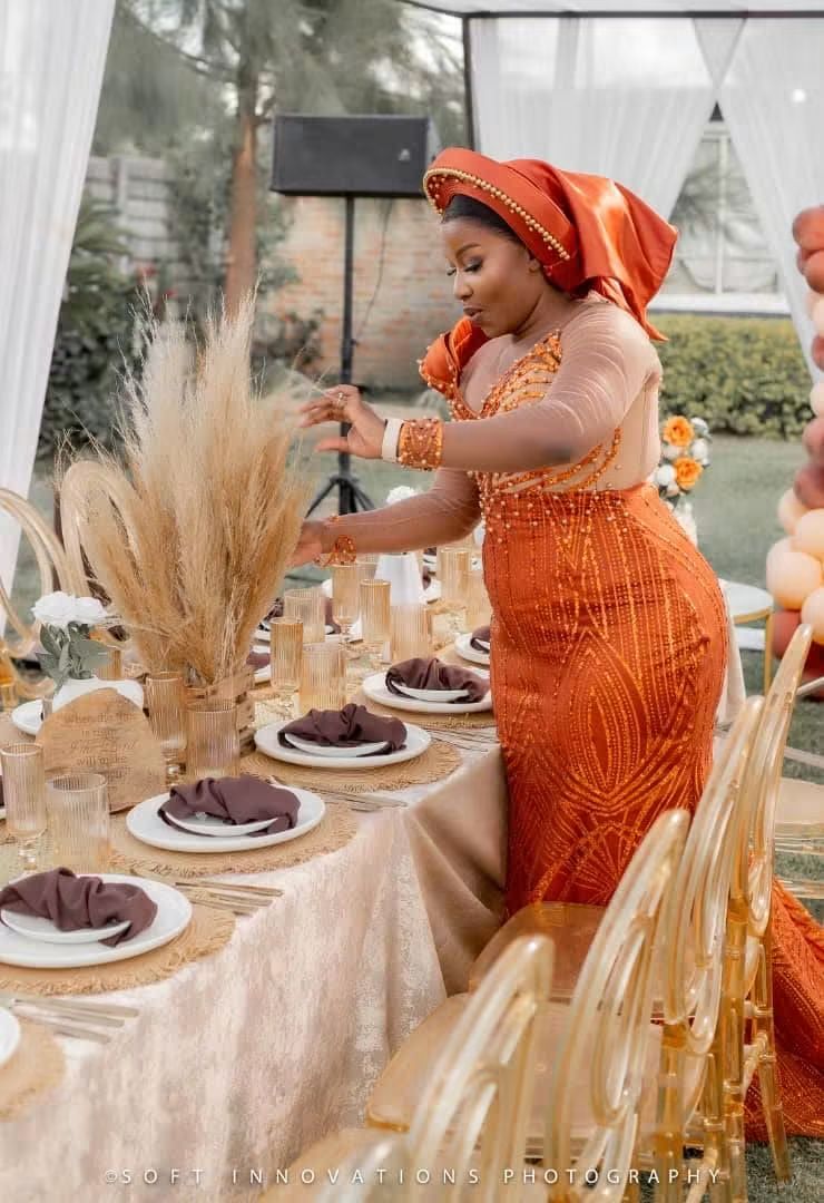 Styled roora banquet table with pampas grass, gold glassware and ghost chairs